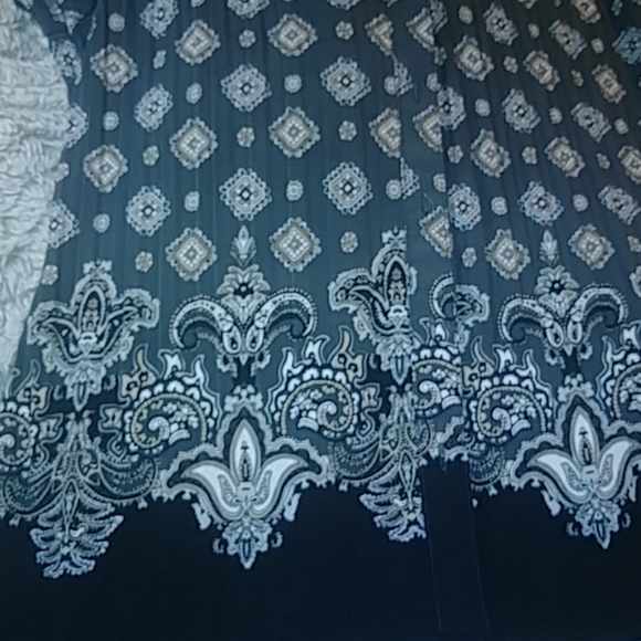 Apt 9 Blouse 4P - Picture 4 of 4